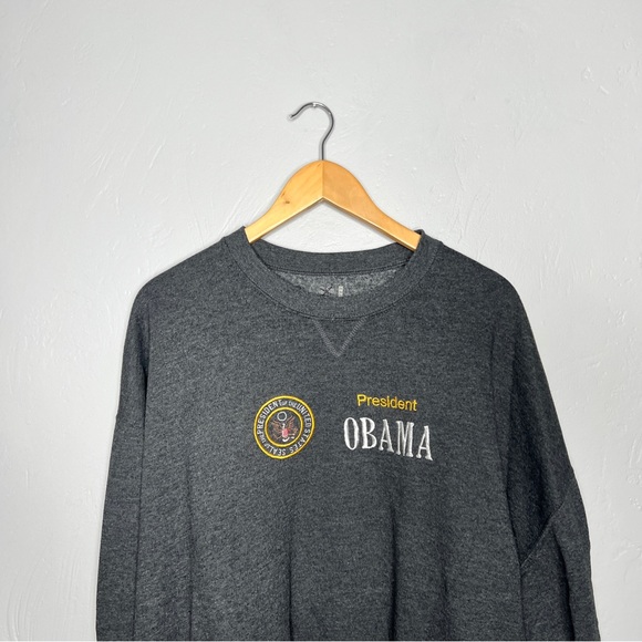 President Obama Crewneck - Picture 3 of 3